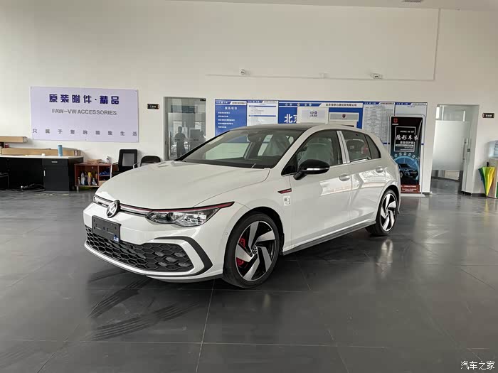 达成北京高尔夫8代gti首台提车同时招募8代gti车主