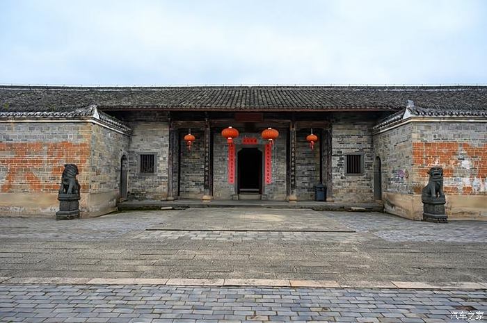 客家围屋是客家人的传统居所,为中国五大特色民居建筑之一