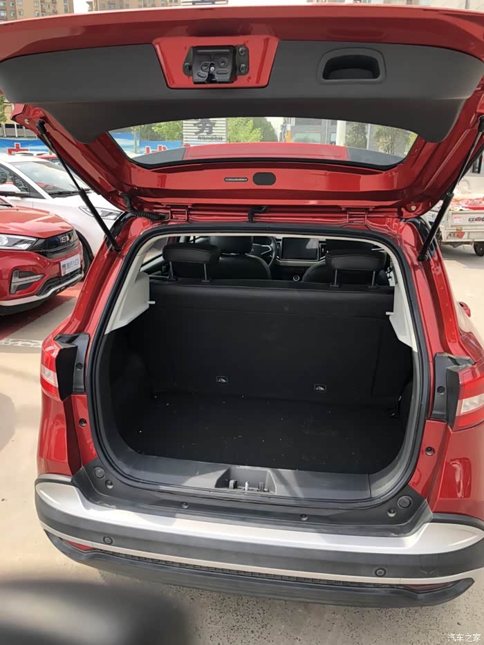后备箱容量大