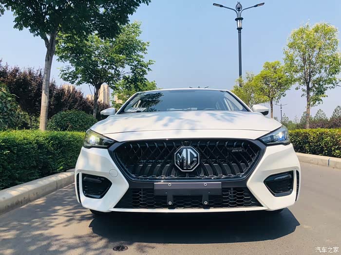 名爵6,年轻人的第一台性能车