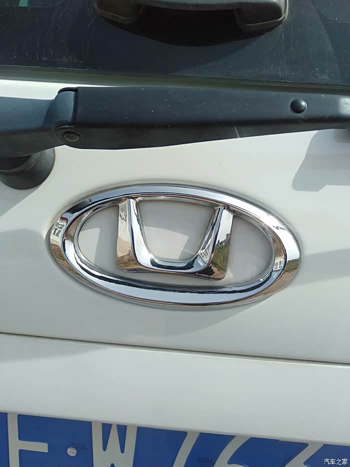 【图】四年的车,才发现车标是亮的_圣达菲论坛_汽车之家论坛