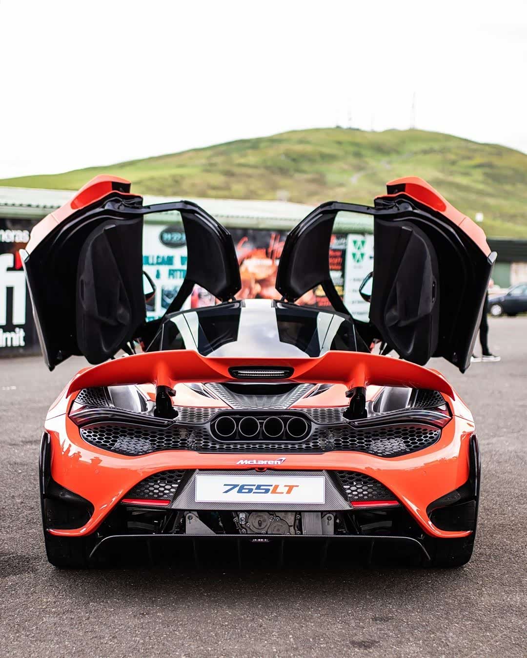 迈凯伦765lt帅气颜值高,动感十足!