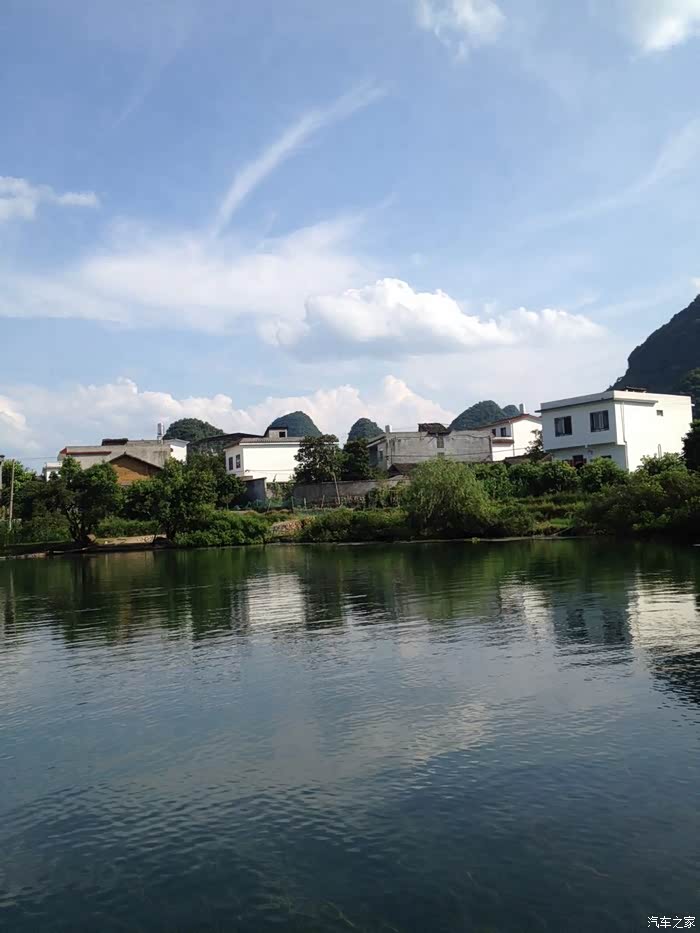 我为你翻山越岭,却无心看风景.