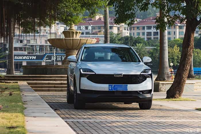 带你走进宝能观致7,让我先探探秘!