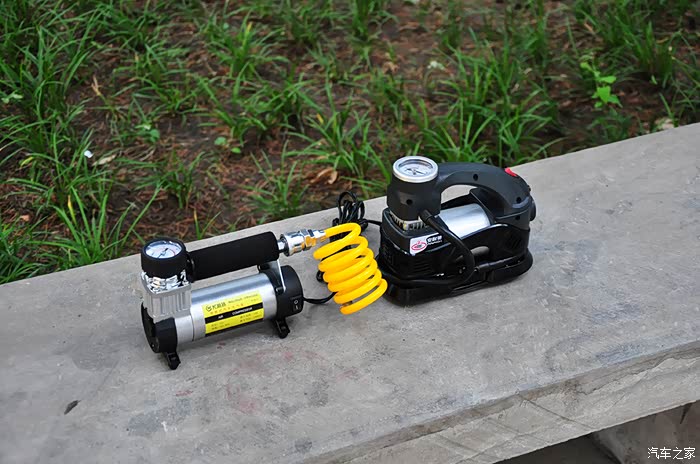 家家众测两种类型的车载充气泵对比评测