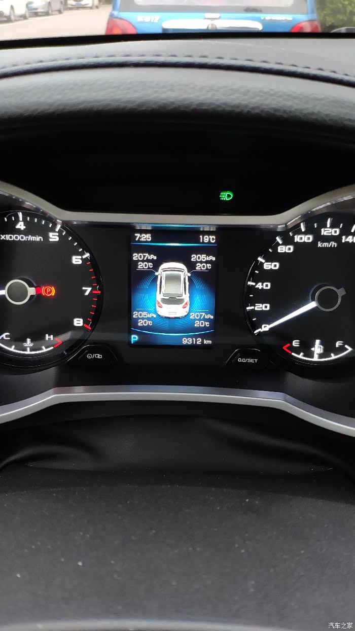 请问各位这个轮胎气压合适吗?