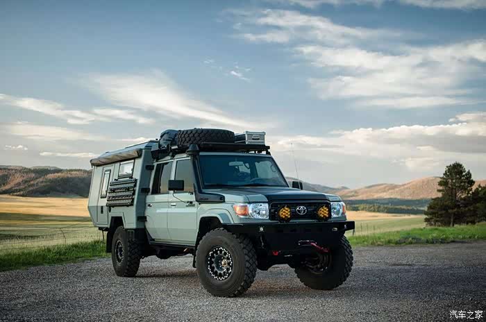 陆巡lc79露营车想去越野了吗
