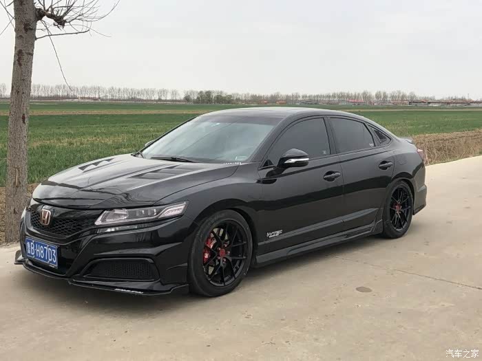 求改雅泛迪sr77轮毂图片.