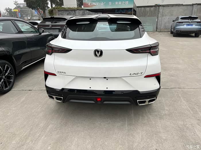 【图】unit 白色 外观变化_长安uni-t论坛_汽车之家论坛