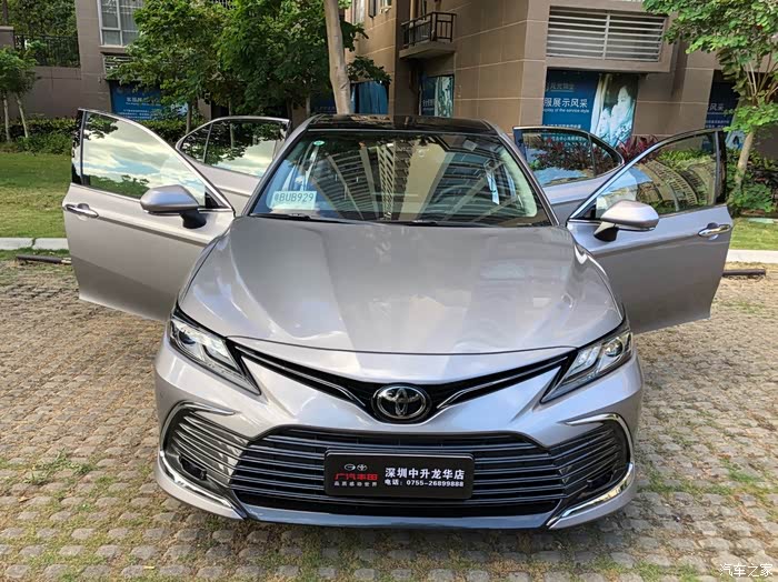 2.5g钛灰银深圳提车作业