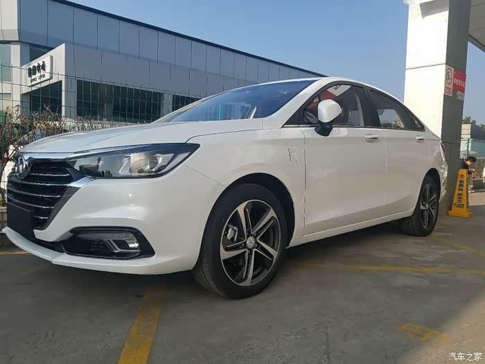 置换新款绅宝d50,提车作业