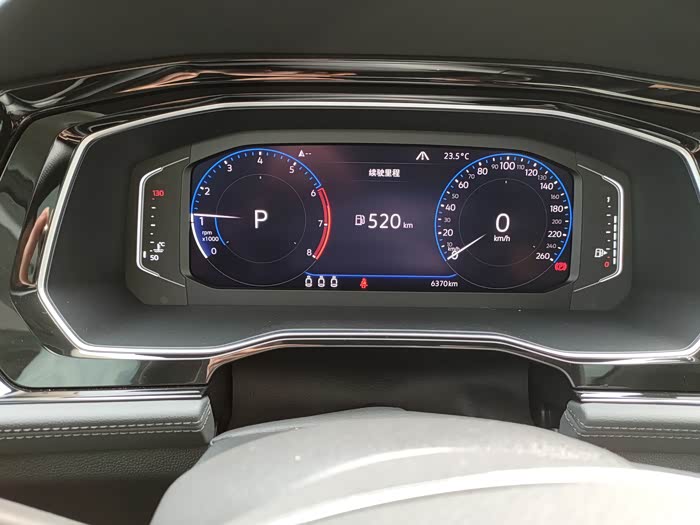 选装19速腾液晶仪表盘