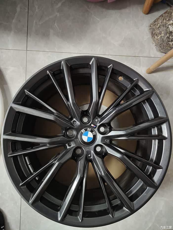 【图】出一个曜夜后轮毂_宝马3系论坛_汽车之家论坛