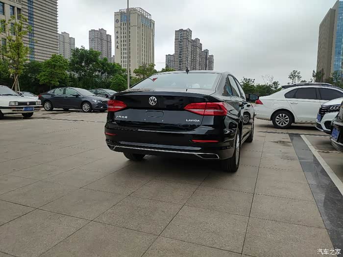 悠悠三十载弹指一瞬间送给自己三十岁的礼物