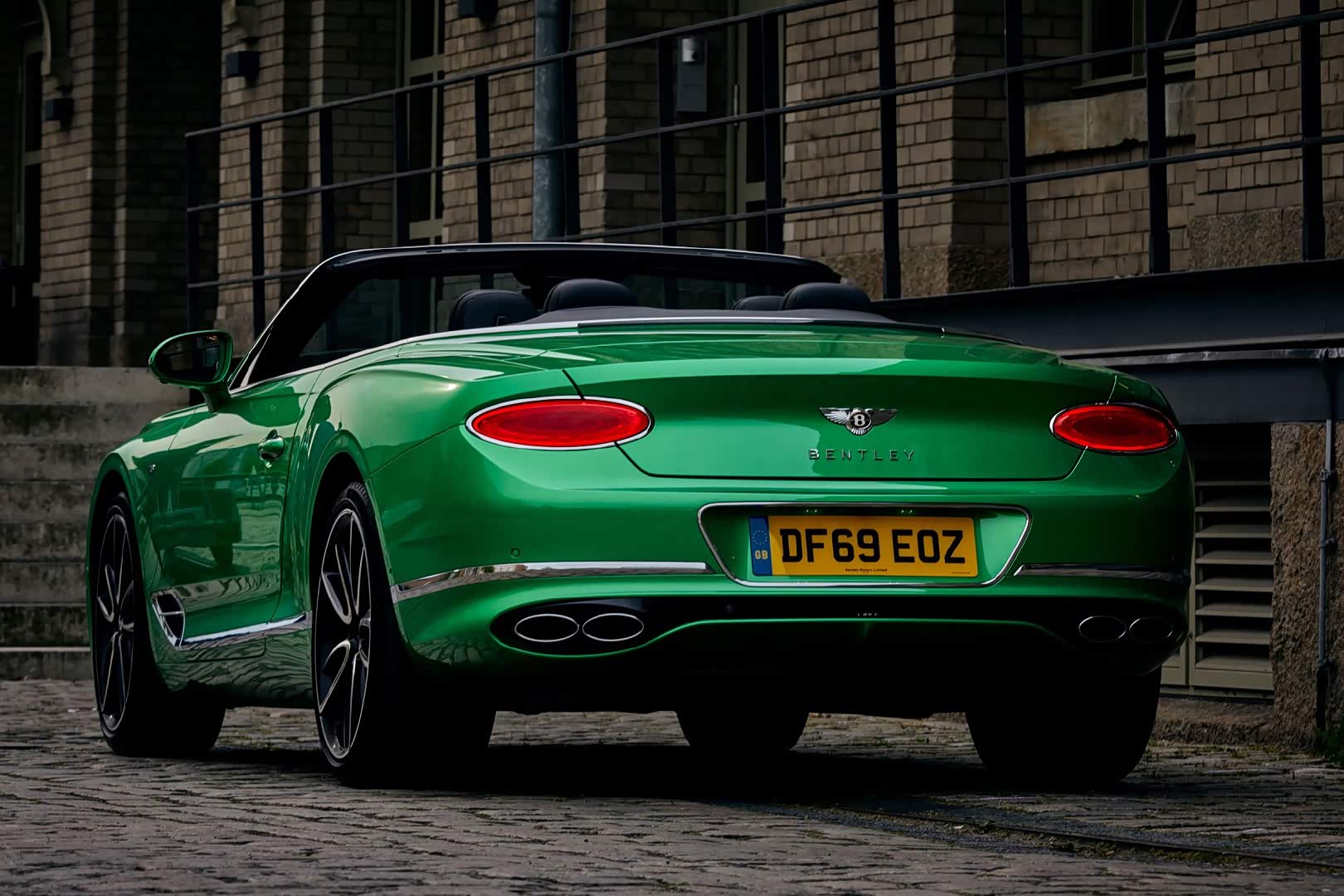 敞篷版宾利才是最奢华的体现