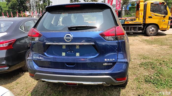 看看蓝色实车_奇骏论坛_汽车之家论坛