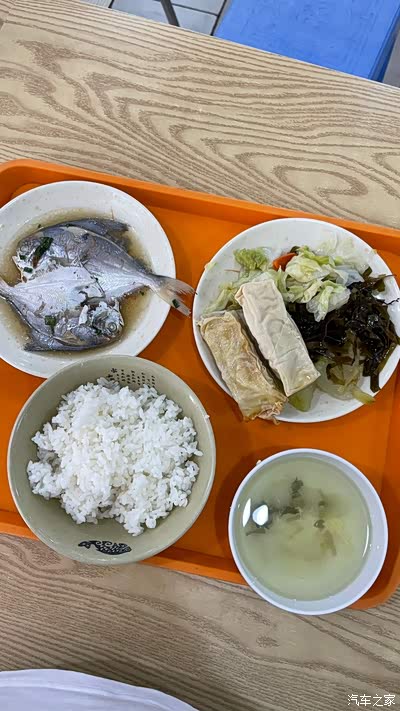 在上海18元的客饭能吃到啥,看图