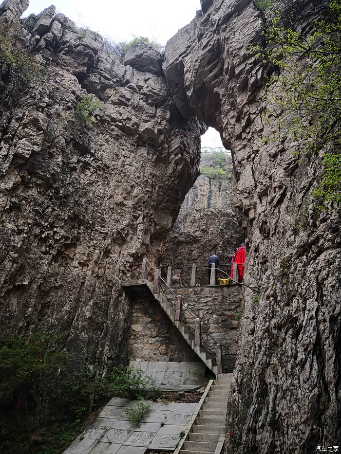 小欧穿越太行天路金灯寺花壶公路