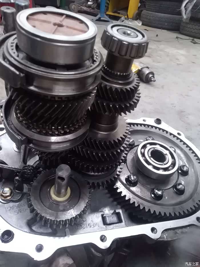 变速箱更换五档齿轮