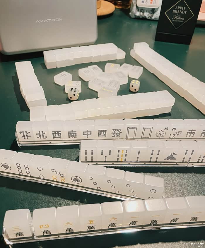 向塔出发在春日里打上一局像素风麻将