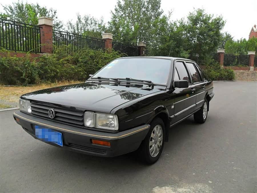 有多少人开的第一辆车是大众桑塔纳!