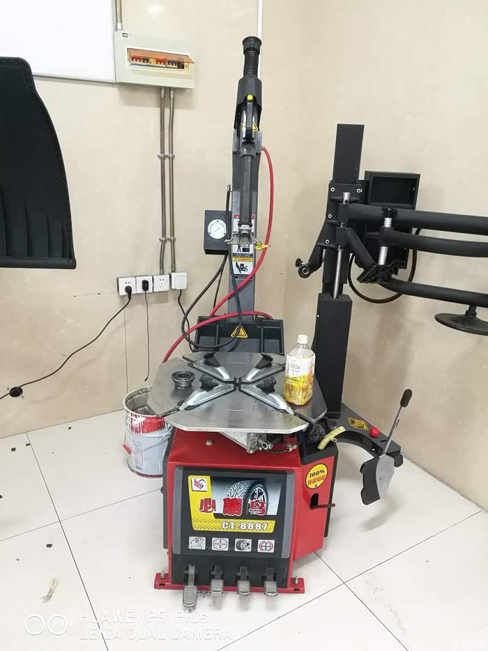 恭祝老包修车阜石路店开业大吉