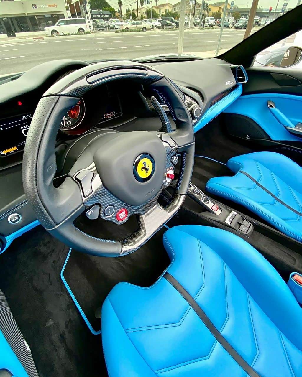 法拉利488spider灰外蓝内内饰这是什么水平