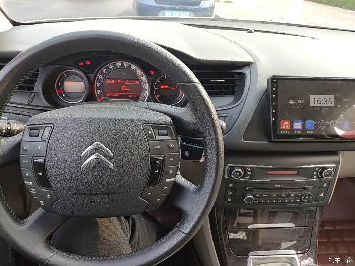 出一台13款雪铁龙c5手动挡