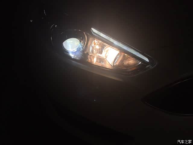 方盒子新能源SUV终极对决 福特智趣烈马和方程豹钛7 怎么选？