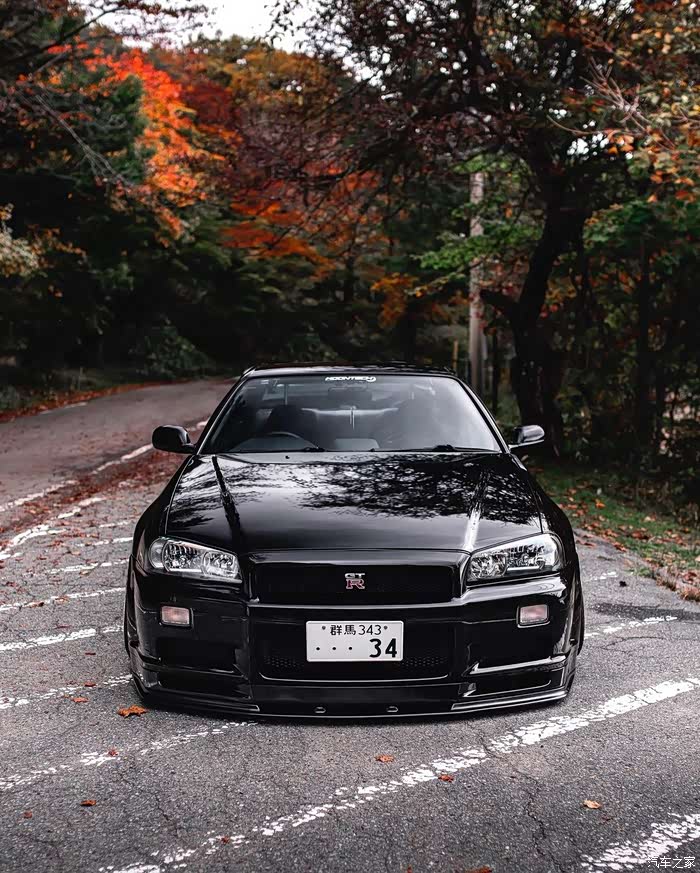 战神gtr r34,战斗气息浓郁