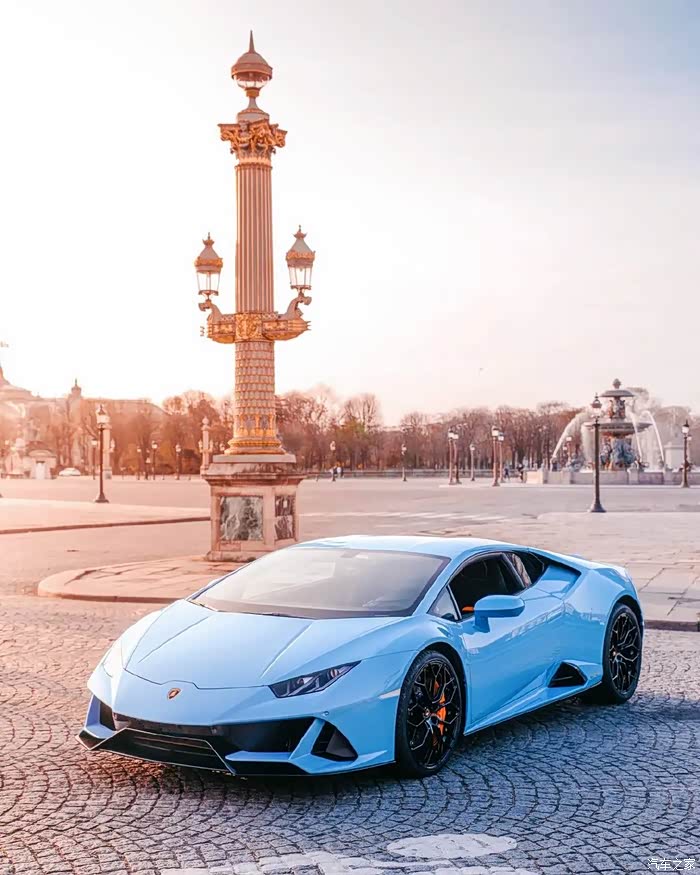 兰博基尼huracan evo?实车,前脸是激进的造型设计