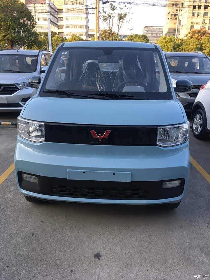 小车五菱宏光mini