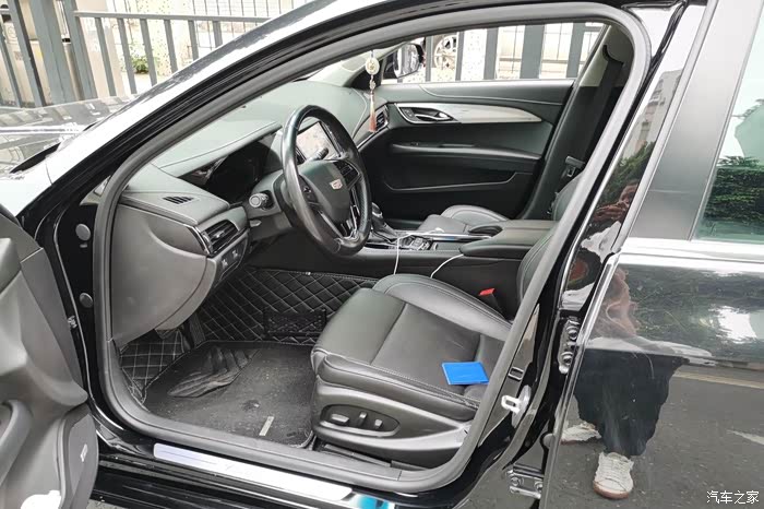 出一台2018年2月上牌一手atsl个人一手车