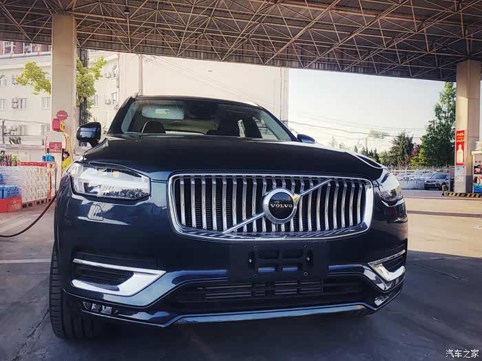 20t加300马力空间大安全性高实拍沃尔沃xc90