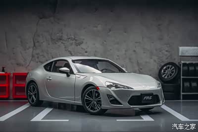 【爱车就来拍】丰田86的兄弟车型 塞恩(scion) fr-s 模型鉴赏