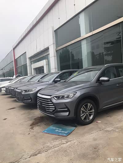 时光灰比之前老款的山脉灰更大气了