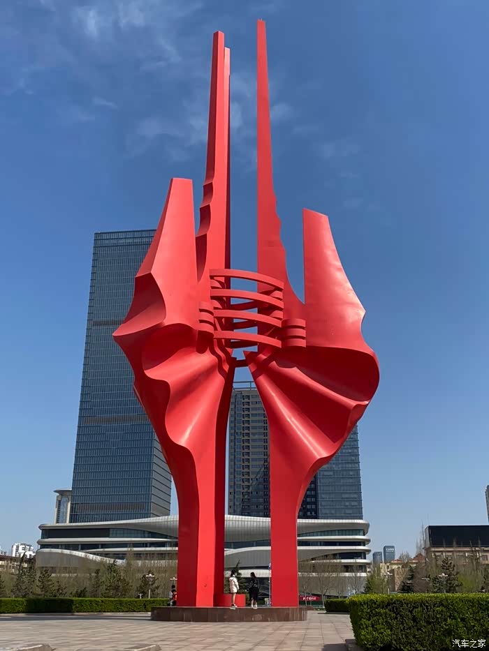 广场的地标性建筑