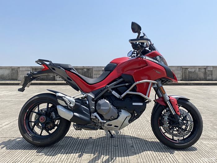 出19年杜卡迪mts1260s,上海一手