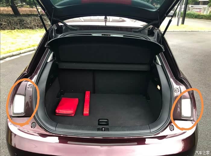 是什么灯_奥迪a1论坛_汽车之家论坛