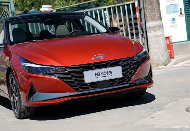 第7代现代伊兰特的外观非常年轻化.