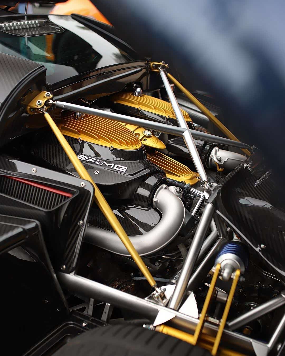 【图】属于帕加尼的机械之美_帕加尼论坛_汽车之家论坛