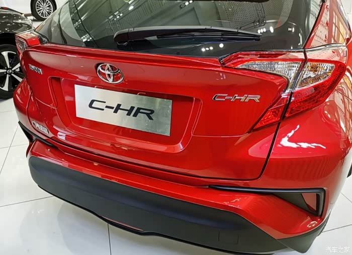 【爱车就来拍】 人生第一辆车丰田最安全的suv——chr