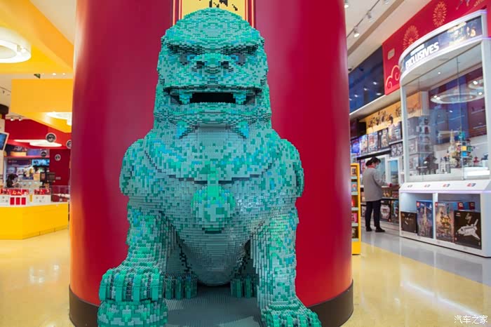 全世界估计唯独一对的乐高石狮子.