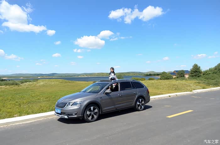 自驾游明锐旅行车乌兰布统草原三日游