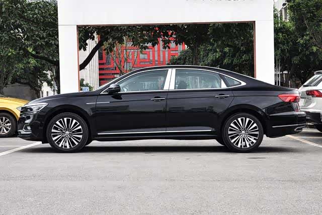 多角度解析帕萨特:风格沉稳,兼顾家用与商务