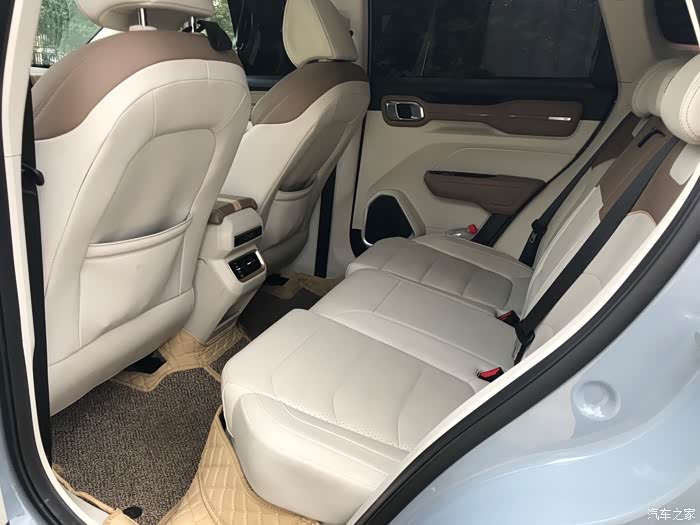 【爱车就来拍】女司机述说吉利icon的用车