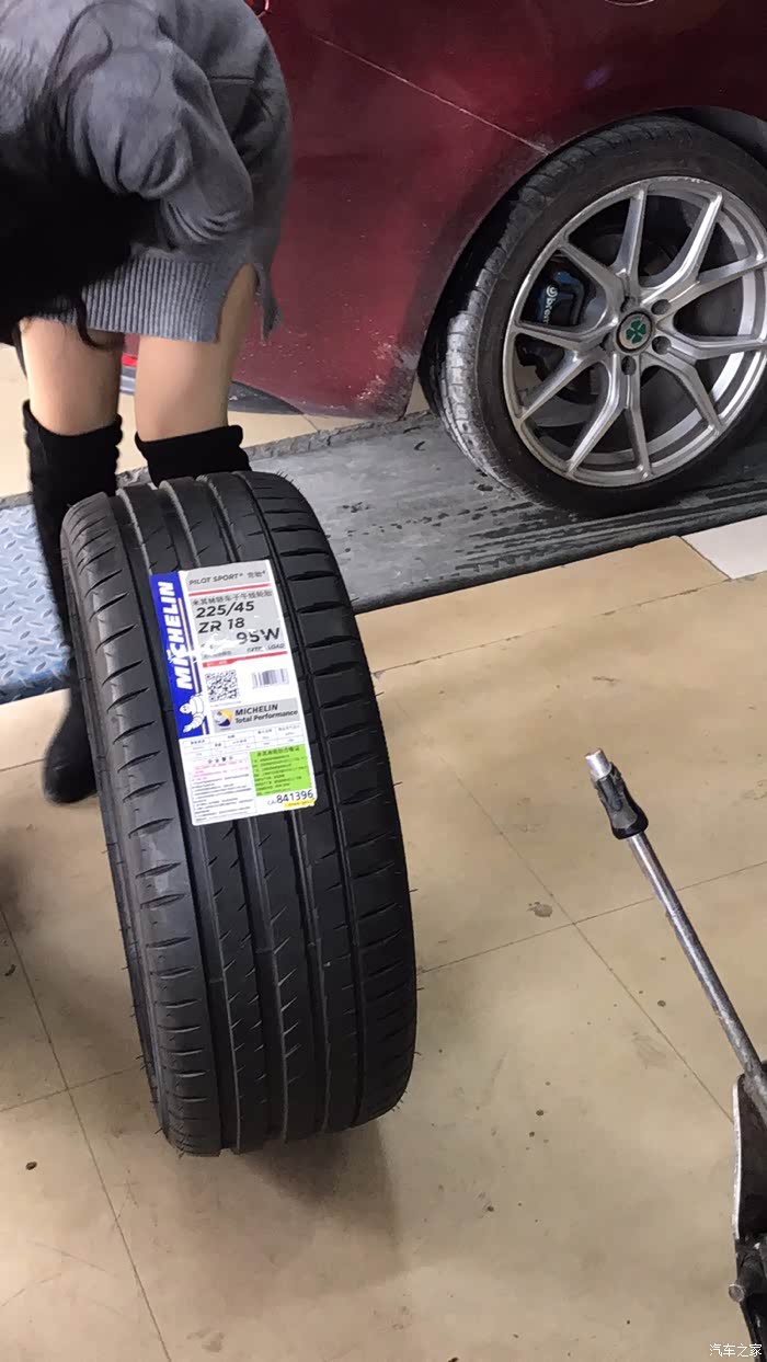 很久没露脸了出来透透气