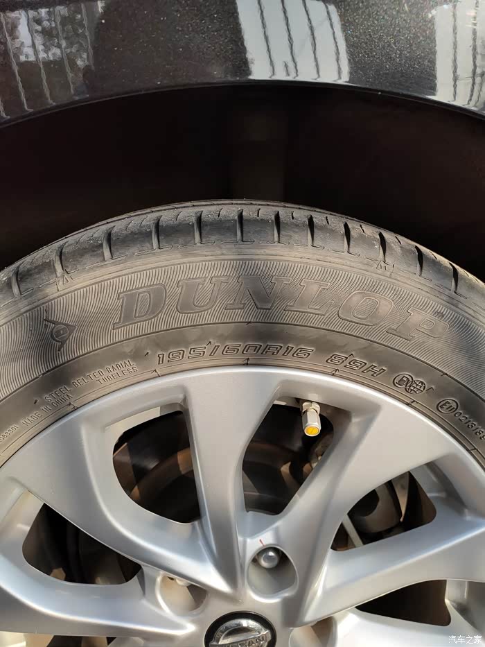 16款轩逸,63000公里,16年的轮胎,由于换新轮胎,旧的出售,4条100元