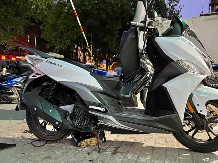 巡航踏板21款巡弋150