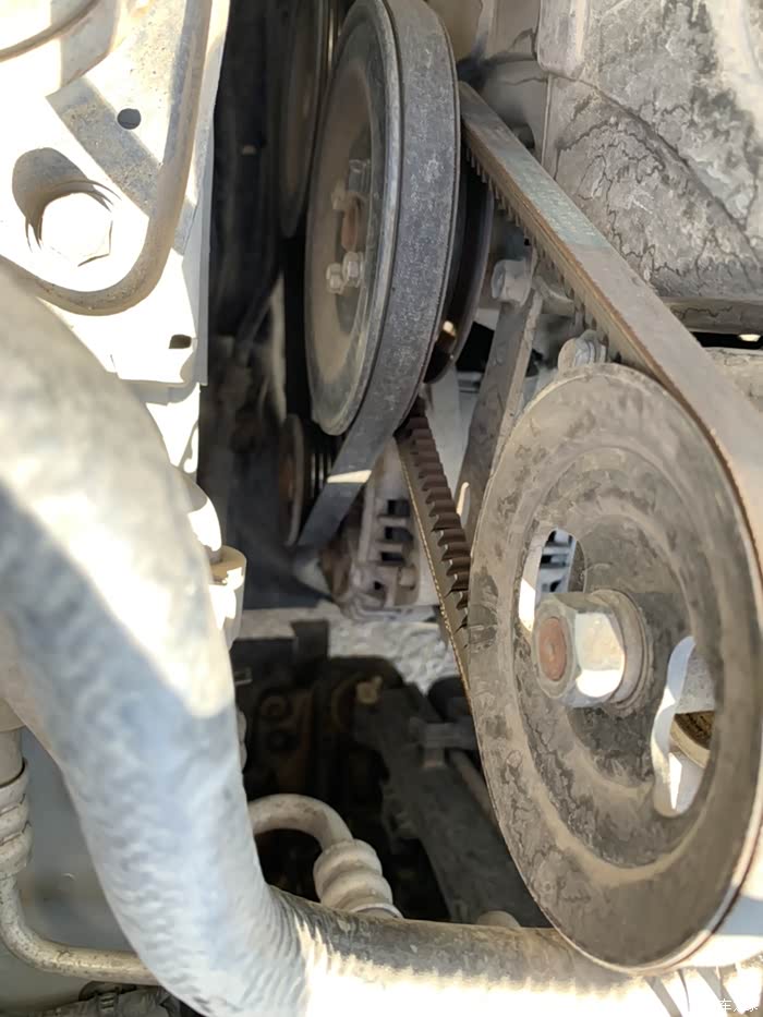 10悦动这皮带是不要换了